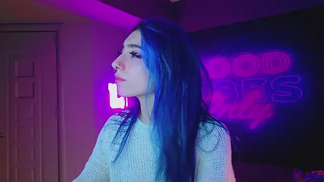 AriaVoss online show from 12.14.24