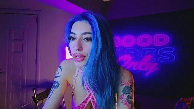 AriaVoss online show from 01.15.25