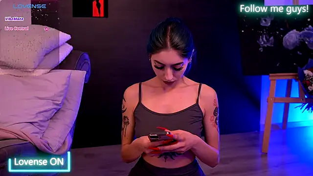 AriaVoss online show from 09.25.25