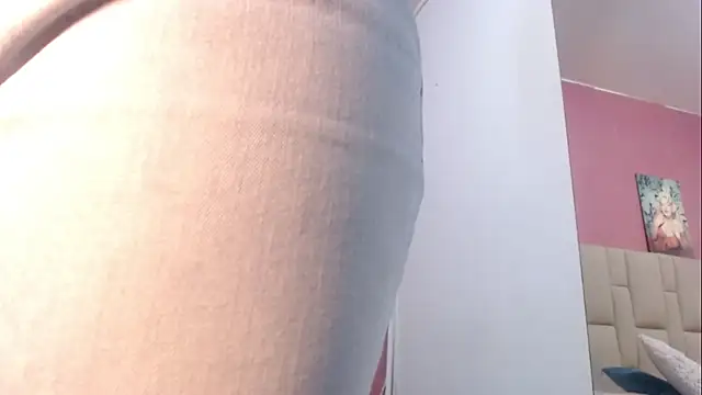 Snapshot of Amelia_Debora_Antonella chatting on 02.19.25 Amelia Debora Antonella online show from 02.19.25