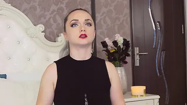 Snapshot of EllianaReese chatting on 03.04.25 EllianaReese online show from 03.04.25