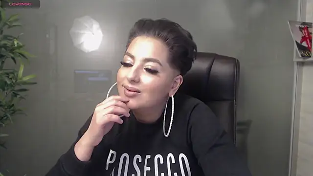 BustyAllyy online show from 01.24.25