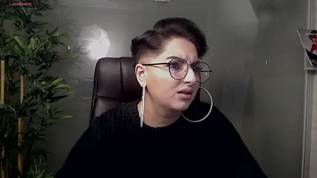 BustyAllyy online show from 02.01.25