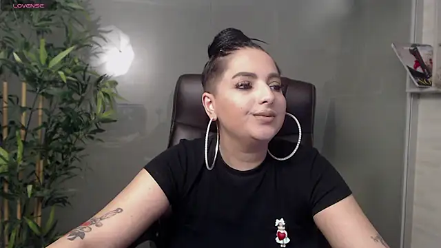 BustyAllyy online show from 03.11.25