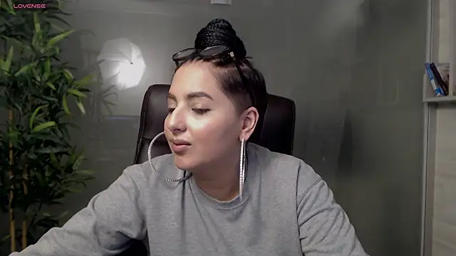 BustyAllyy online show from 03.18.25