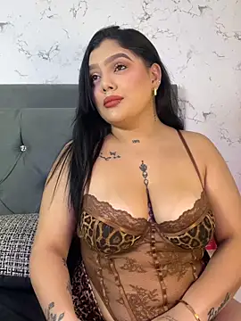 Snapshot of Brhiana_Williamms chatting on 06.05.26 Brhiana Williamms online show from 06.05.26