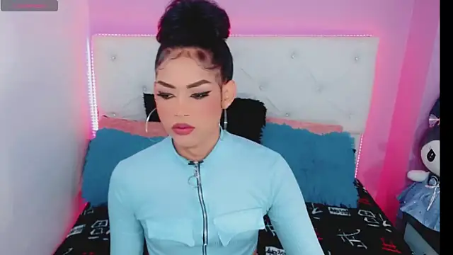 Snapshot of Amanda_bigx chatting on 09.30.25 Amanda bigx online show from 09.30.25