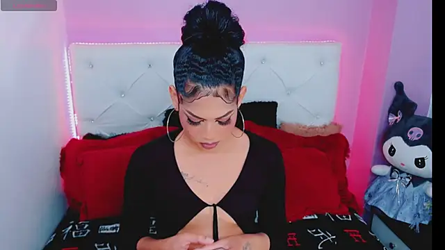 Snapshot of Amanda_bigx chatting on 10.01.25 Amanda bigx online show from 10.01.25