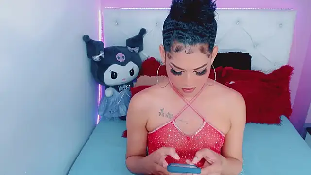 Snapshot of Amanda_bigx chatting on 10.21.25 Amanda bigx online show from 10.21.25