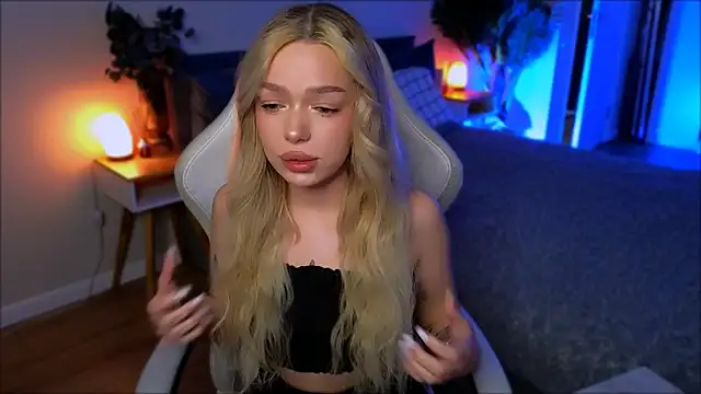 Lily Yin online show from 04.25.26