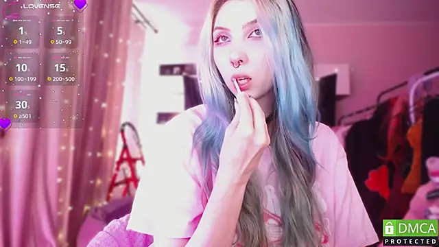 JustMeowGirl online show from 04.08.26