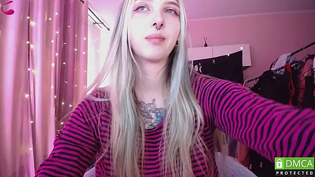 JustMeowGirl online show from 05.16.26