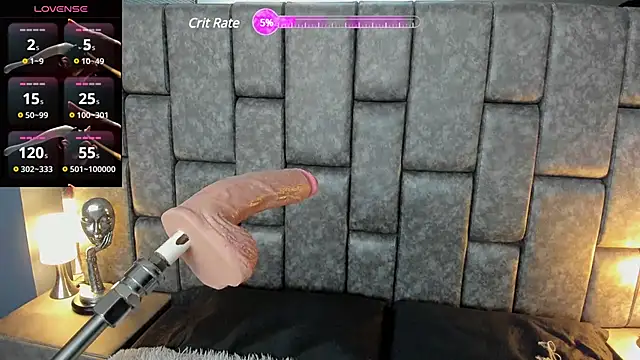 Snapshot of Foxy_Assh_ chatting on 03.13.25 Foxy Assh online show from 03.13.25