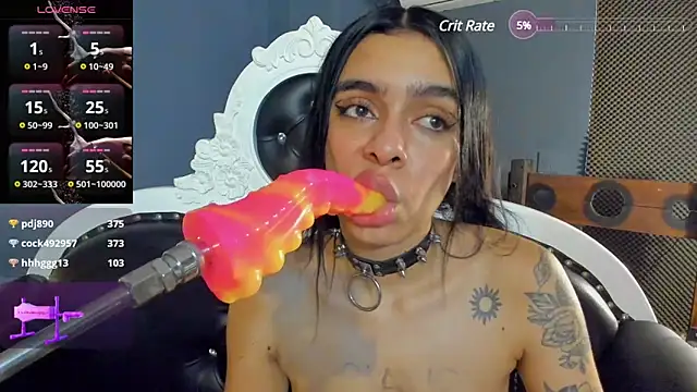 Snapshot of Foxy_Assh_ chatting on 03.20.25 Foxy Assh online show from 03.20.25