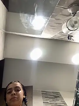 Snapshot of Foxy_Assh_ chatting on 09.29.25 Foxy Assh online show from 09.29.25