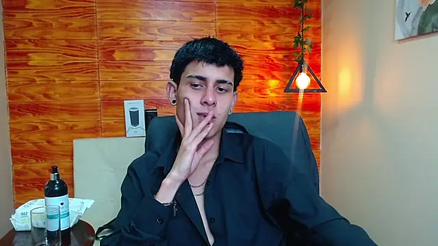 Bastiaan 28 online show from 01.08.25