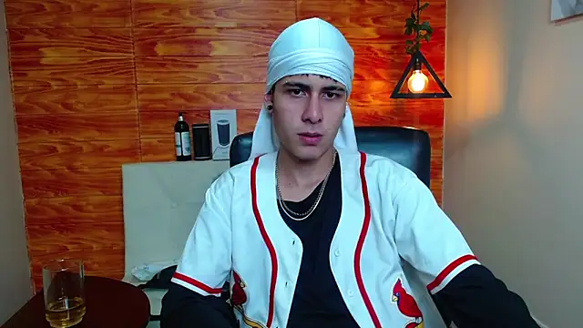 Bastiaan 28 online show from 01.12.25