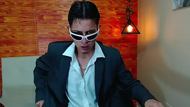 Bastiaan 28 online show from 03.06.25