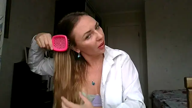 AngelinaLove28 online show from 11.04.25