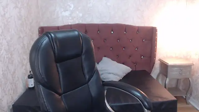 charlottemoonxz online show from 02.24.25