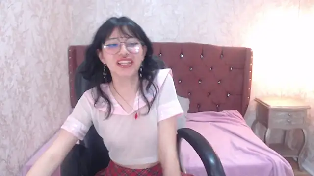 charlottemoonxz online show from 02.26.25