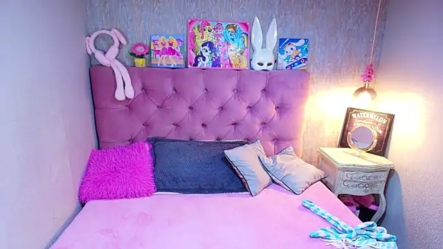 Snapshot of charlottemoonxz chatting on 02.21.26 charlottemoonxz online show from 02.21.26