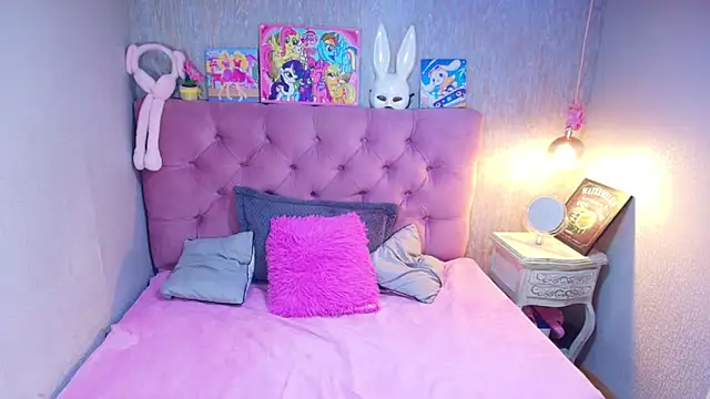 Snapshot of charlottemoonxz chatting on 02.27.26 charlottemoonxz online show from 02.27.26