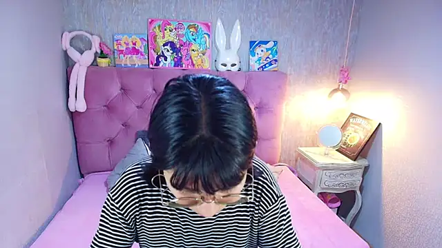 Snapshot of charlottemoonxz chatting on 03.01.26 charlottemoonxz online show from 03.01.26