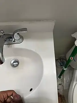 Snapshot of kiranx09 chatting on 02.01.26 kiranx09 online show from 02.01.26