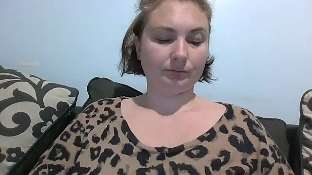 MilfyMrsRobinson online show from 01.06.26