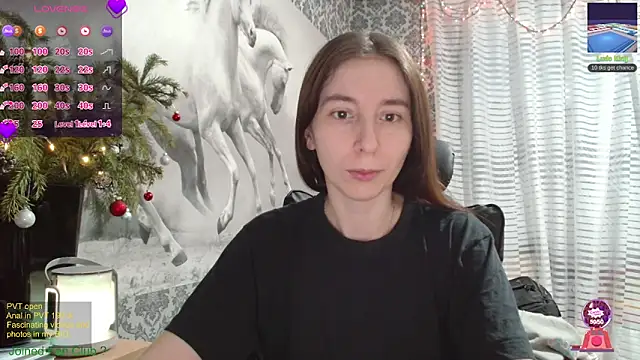 Snapshot of Wowpornoo chatting on 12.16.24 Wowpornoo online show from 12.16.24