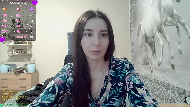 Snapshot of Wowpornoo chatting on 01.12.25 Wowpornoo online show from 01.12.25