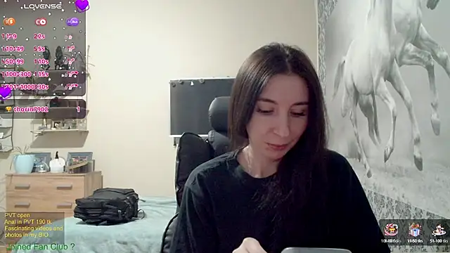 Snapshot of Wowpornoo chatting on 01.16.25 Wowpornoo online show from 01.16.25