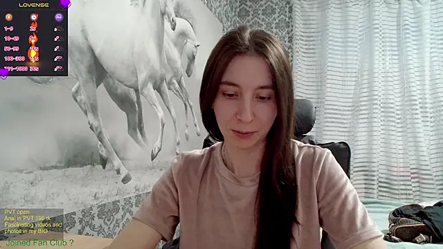 Snapshot of Wowpornoo chatting on 02.17.25 Wowpornoo online show from 02.17.25