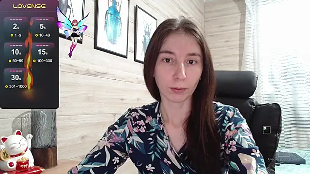 Snapshot of Wowpornoo chatting on 10.03.25 Wowpornoo online show from 10.03.25