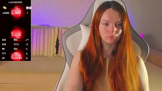 Snapshot of FlamyGold chatting on 07.25.26 FlamyGold online show from 07.25.26