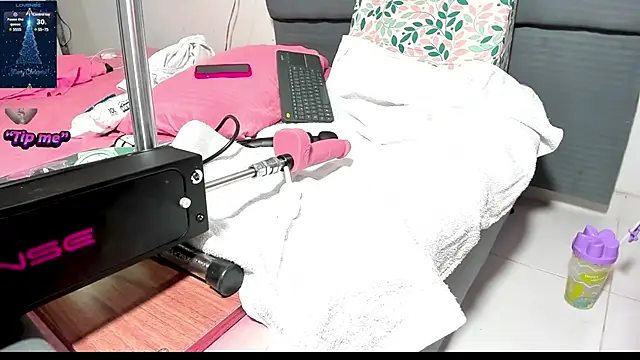 blondeb201 online show from 12.31.24