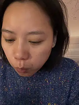 Eliza-E online show from 02.12.26