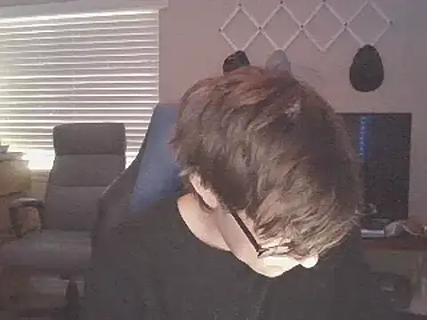 KaliSnow199623 online show from 02.13.25