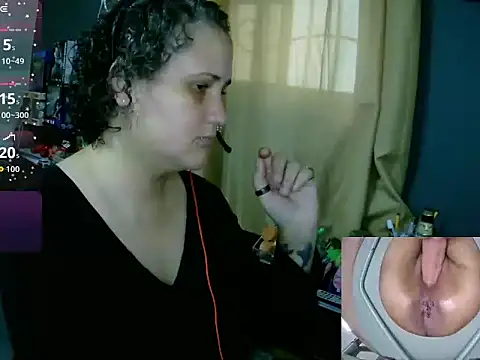 Snapshot of lolalicious_758 chatting on 05.19.26 lolalicious 758 online show from 05.19.26