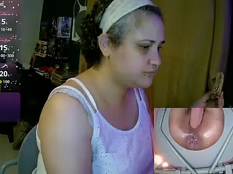 Snapshot of lolalicious_758 chatting on 05.25.26 lolalicious 758 online show from 05.25.26