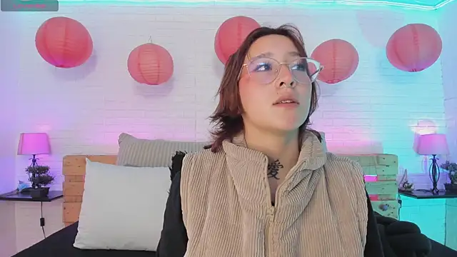 Snapshot of sofi_bakerr chatting on 02.06.25 sofi bakerr online show from 02.06.25