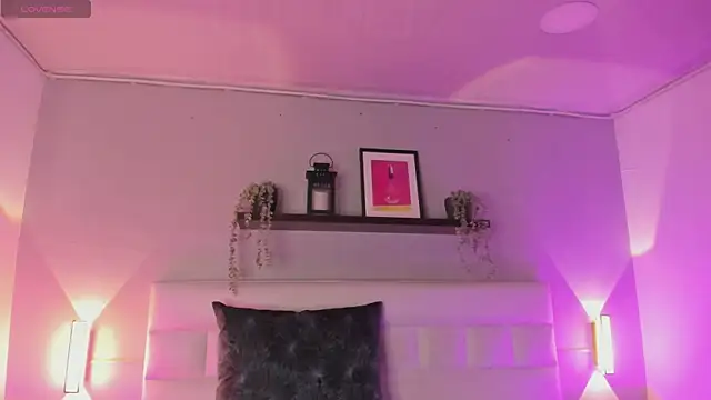 sofi bakerr online show from 04.14.26