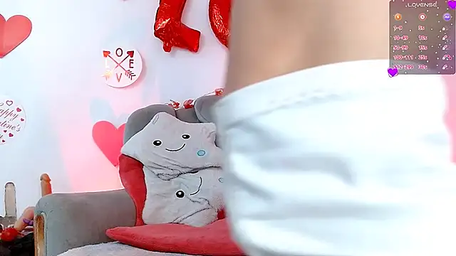 Snapshot of tevenwhiite chatting on 02.10.25 tevenwhiite online show from 02.10.25