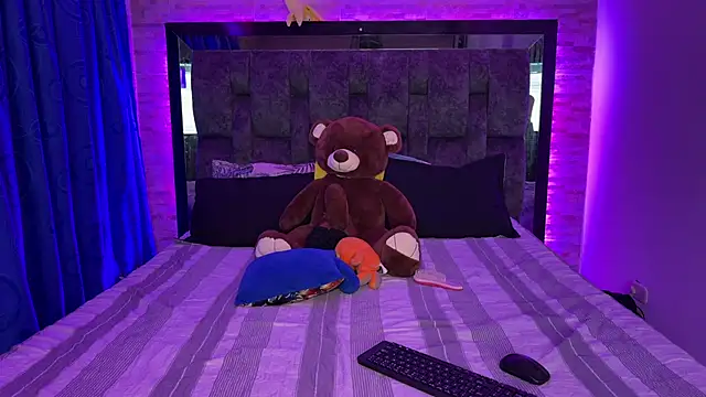 Juva    online show from 09.18.25