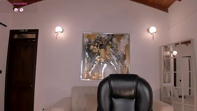 AliceHarper  online show from 03.22.25