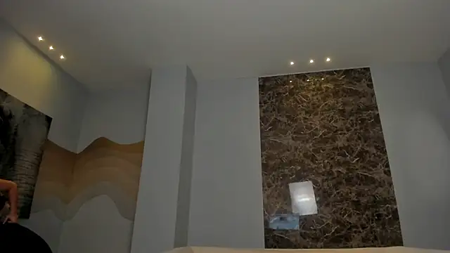 AliceHarper  online show from 10.20.25