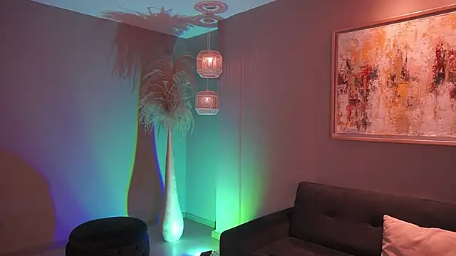 AliceHarper  online show from 12.02.25