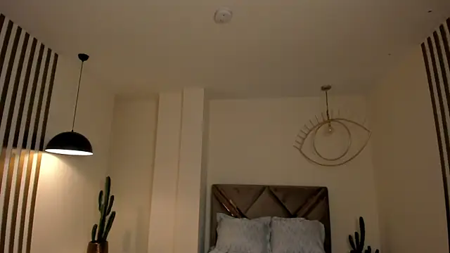 AliceHarper  online show from 12.03.25