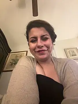 holyeroticss online show from 12.19.24